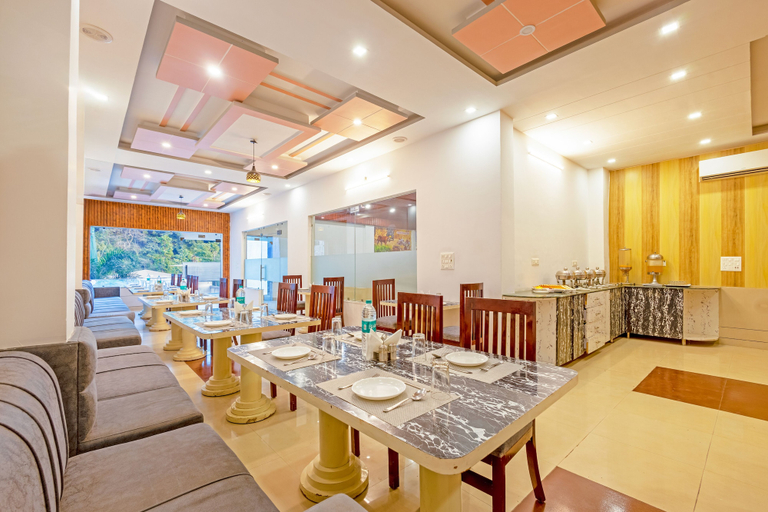 Dining 4, Nature Trails Chilla Rishikesh, Garhwal