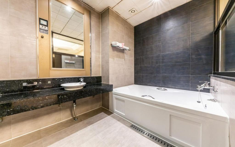 Bathroom 5, Nowon Ritz Hotel, Nowon