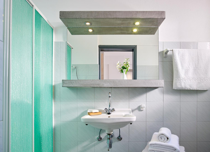 Bathroom 3, Galanis Rooms, South Aegean