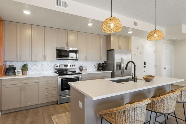 Private kitchen 2, Chasing Sunsets 2 Bedroom Condo, Washington