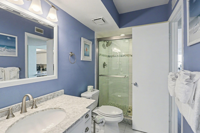 Bathroom 4, Bahia Del Mar 9-317, Pinellas