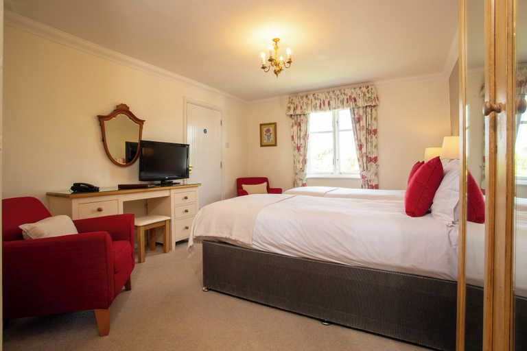 Bedroom 2, Diglis House Hotel, Worcestershire