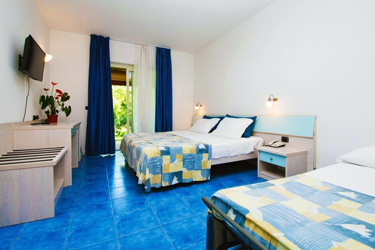 Bedroom 3, Futura Club La Praya, Vibo Valentia