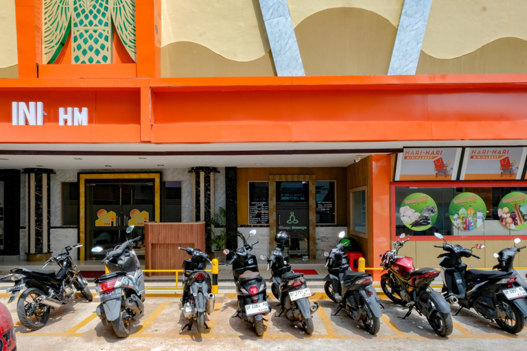 Exterior & Views 2, RedDoorz Plus @ Pasar Bengkong Centre Batam, Batam