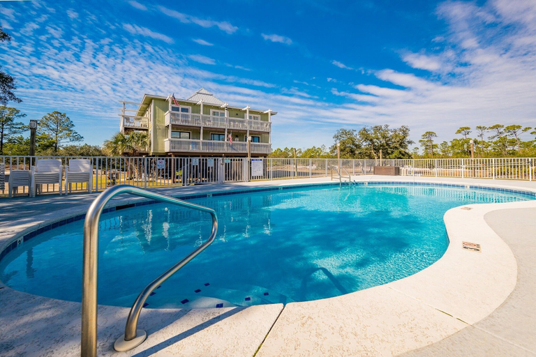 Pool 4, Romar Village 622 2 Bedroom Condo, Baldwin