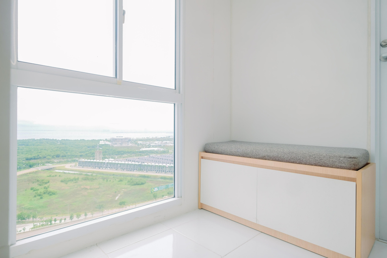 Facility 2, Compact and Stylish 2BR near NICE at Tokyo Riverside PIK 2 Apartment By Travelio, Tangerang