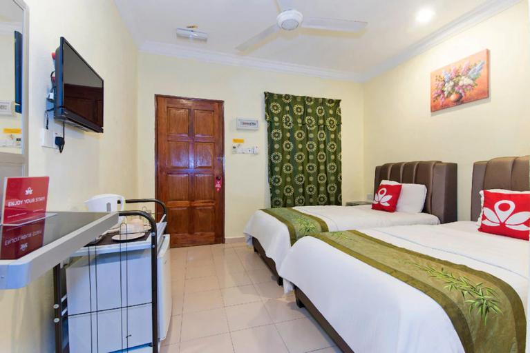 Bedroom 4, Charlie Langkawi Motel, Langkawi