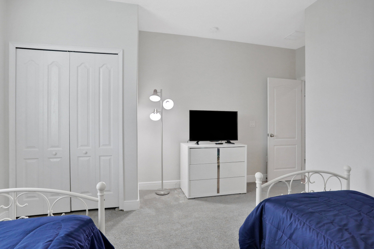 Room 4, 137aa - Balmoral Resort 3 Bedroom Home, Polk