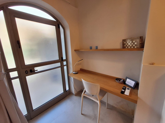 Interior 3, tveria 32