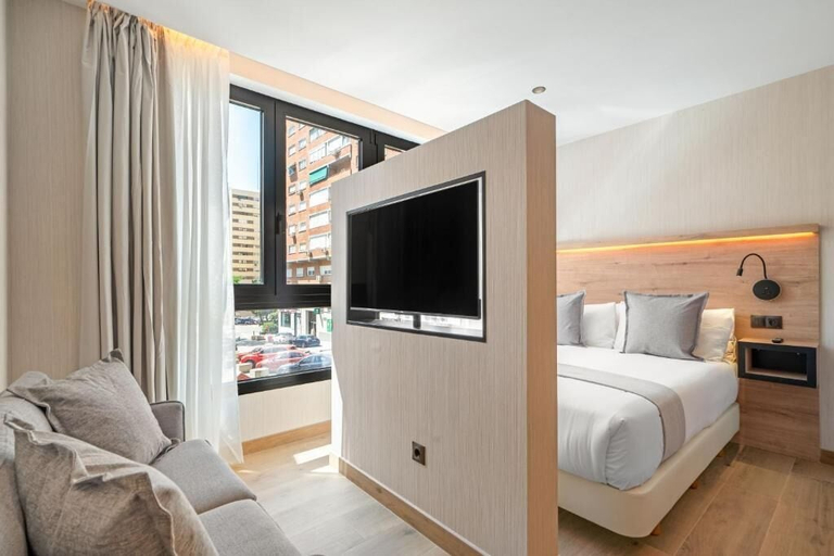 Room 2, Dobo Madrid Betanzos, Madrid