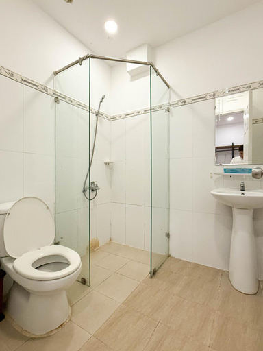 Bathroom 3, Hoang Long Son 2 Hotel, Ho Chi Minh City