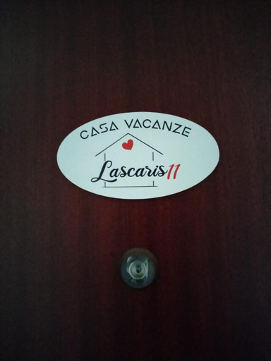 Others 5, Lascaris 11 apartament, Palermo