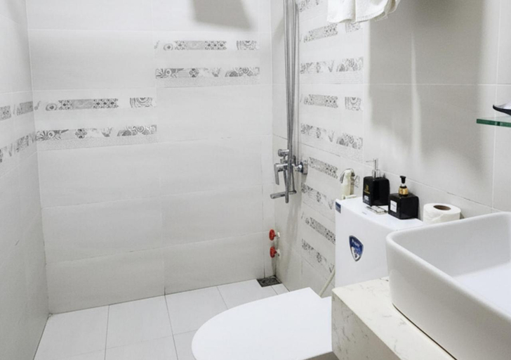 Bathroom 3, Cherry Hotel Da Nang , Da Nang