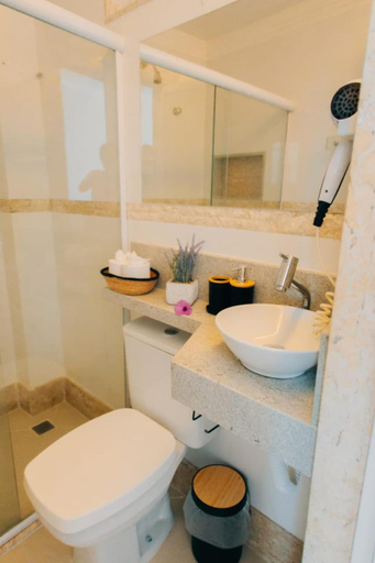 Bathroom 2, Canto da Canoa Suites I, Arraial do Cabo