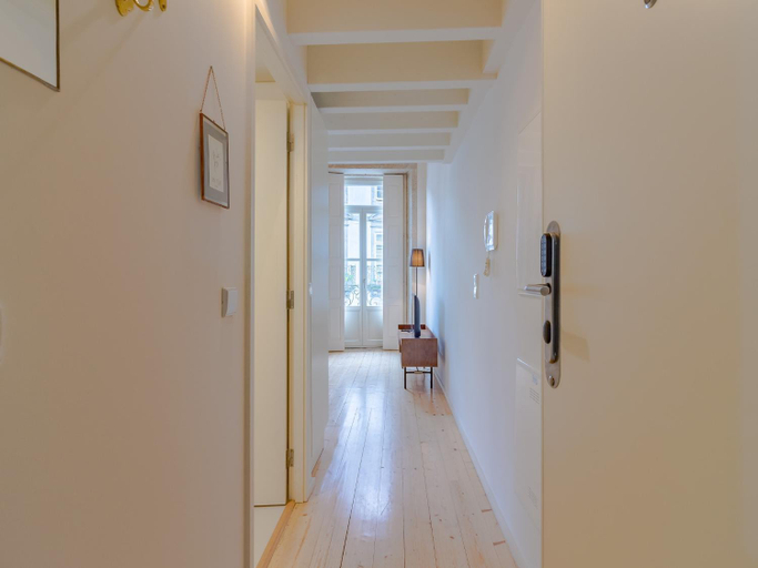 Others 5, Charming Porto apartment in prime location, Porto