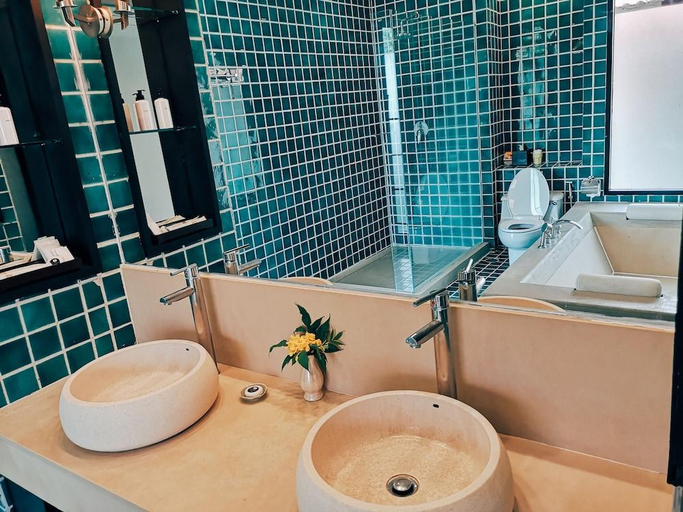 Bathroom 3, Montra Hotel, Ko Samui