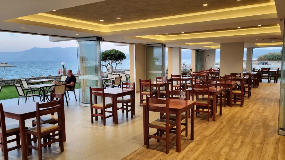 Food & Drinks 5, Sunny Bay, Crete