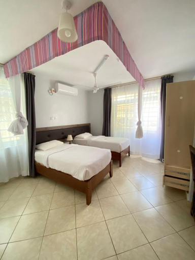 Bedroom 3, ENZI FURNISHED APARTMENT DIANI, Msambweni