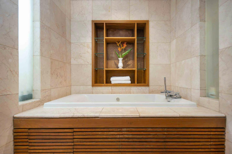 Bathroom 5, Diamond Beach Villa Da Nang, Da Nang
