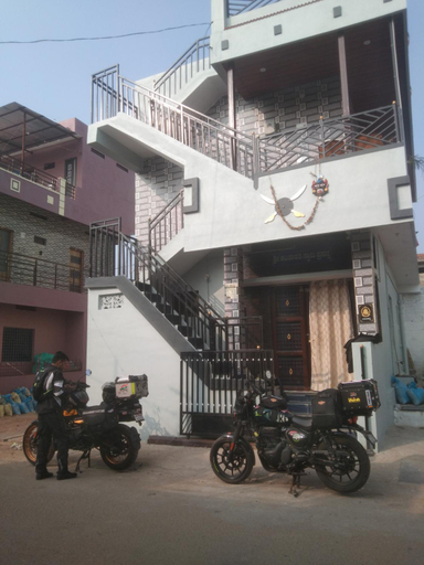 Others 4, Ragavi in homestay, Bellary