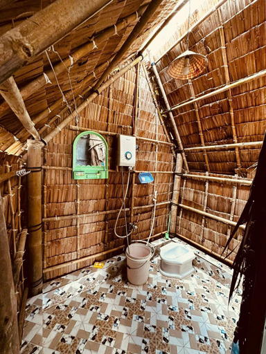 Bathroom 4, Phu Si Homestay va Seafood Nui Cam, Tịnh Biên