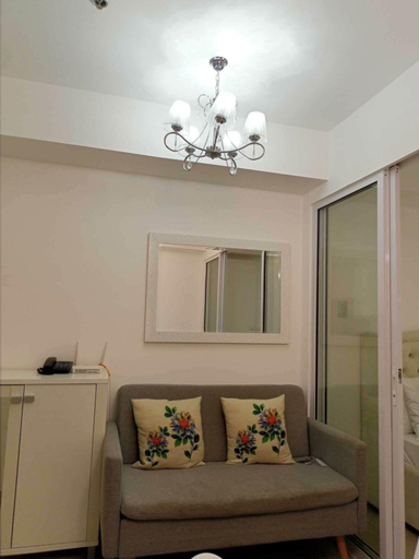 Others 5, Azure Urban Resort Residences w/ WIFI and Netflix, Pasay City