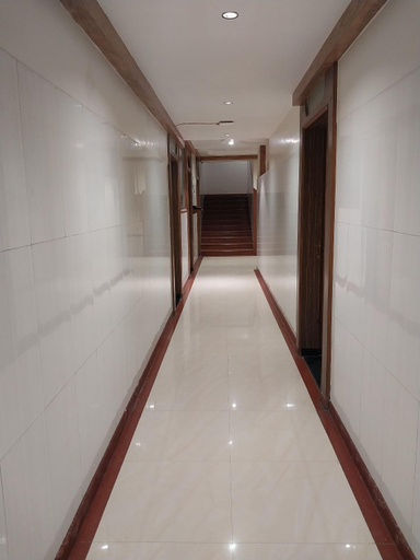 Public Area, Hotel Om Park, Ahmadnagar