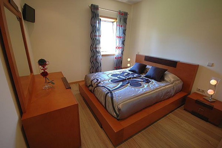 Bedroom 3, Quaint & Peaceful Barcelos Villa 3 Bedrooms Villa Mycenaean Private Pool, Barcelos