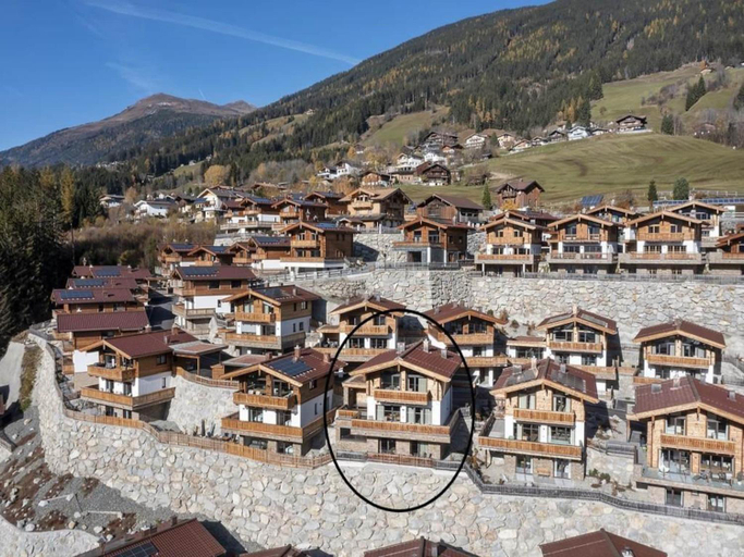 Exterior & Views 1, Luxury Chalet with Views and Sauna, Zell am See