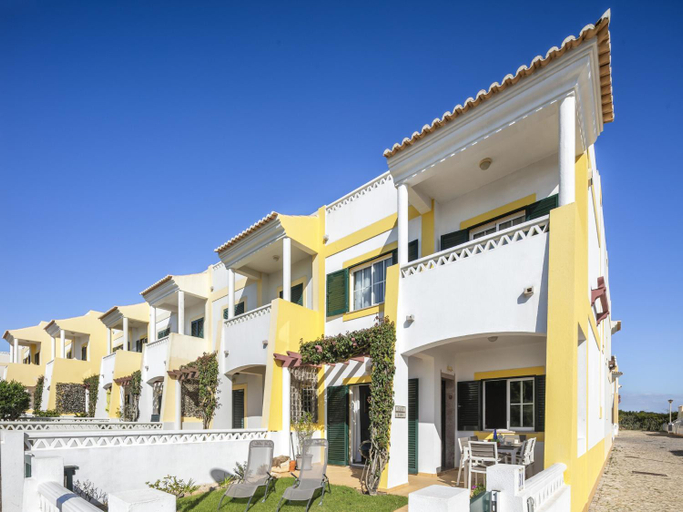Exterior view 5, Seaside Apartment in Picturesque Benagil, Lagoa