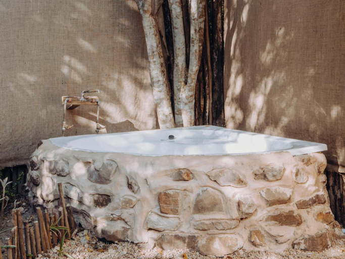 Bathroom 3, Firefly Falls, Eden