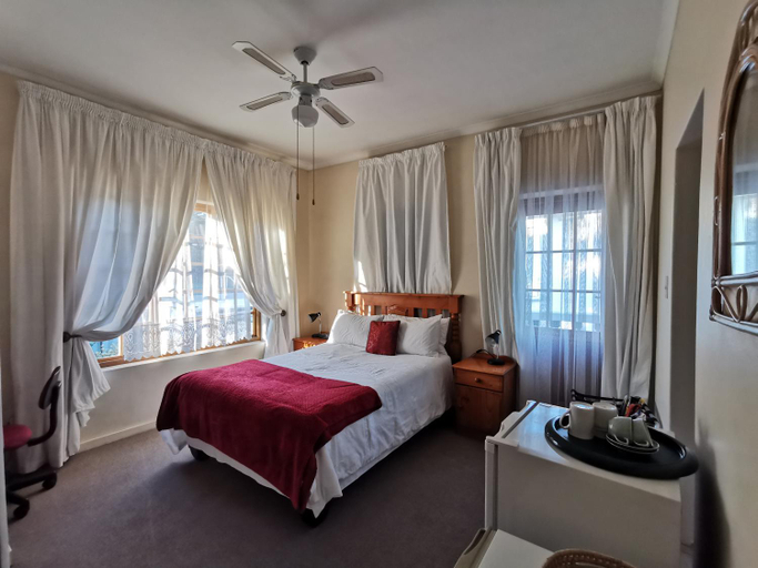 Bedroom 2, Meintjieskop Self-Catering Accommodation, City of Tshwane