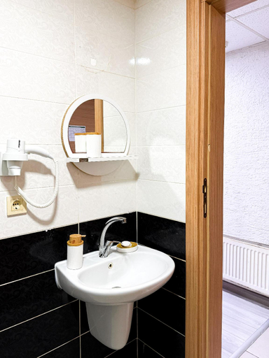 Bathroom 5, Avcilar Inci Hotel, Avcılar