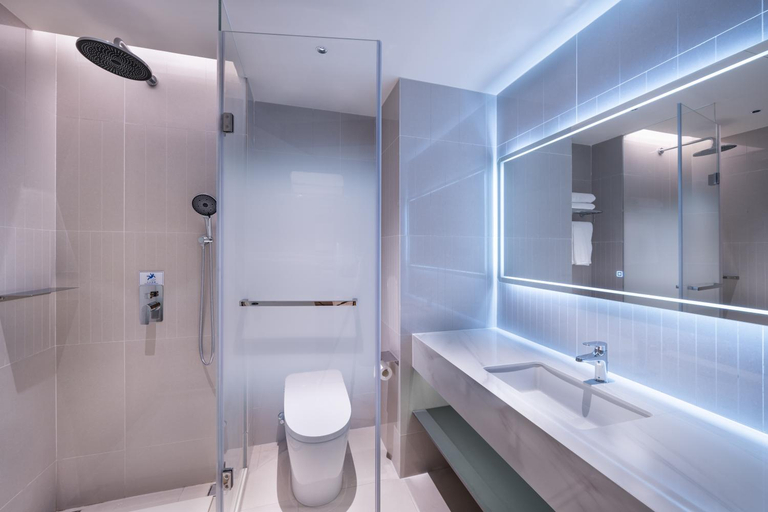 Bathroom 4, Novotel Shanghai Jingan, Shanghai