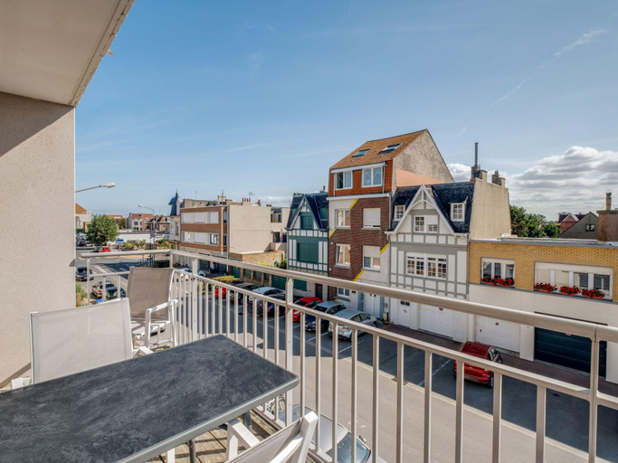 Others 4, Modern Apartment in Bray-Dune with Seaside view, Nord