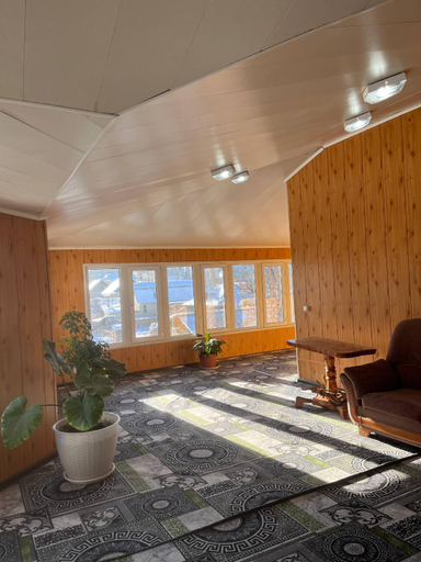 3, Sanjyra Guesthouse, Ak-Suu