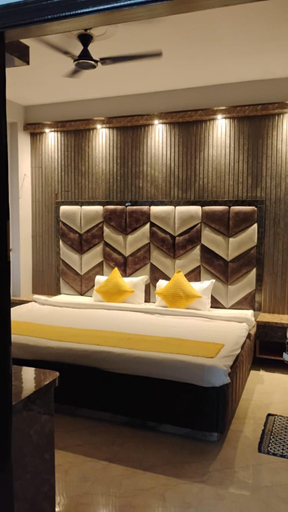 Others 5, Hotel Dev Vanshi Palace, Varanasi