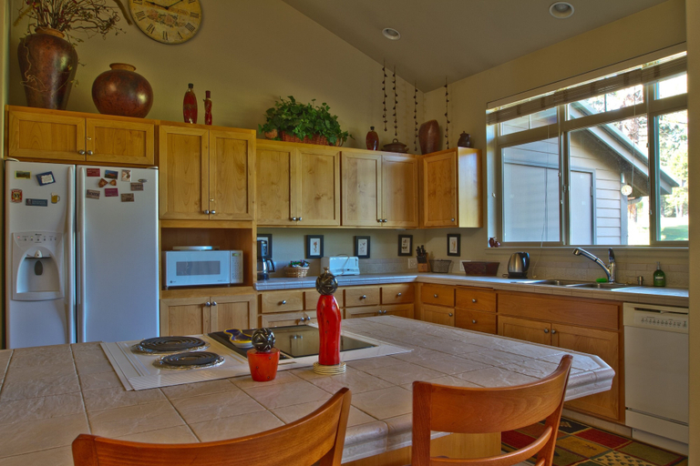Private kitchen 4, Widgi Creek #22 3 Bedroom Condo by RedAwning, Deschutes