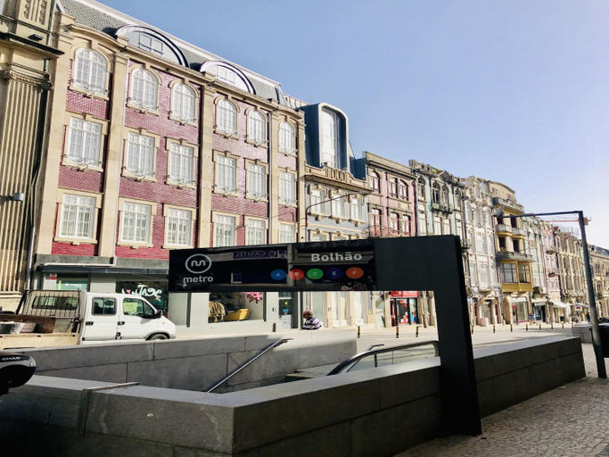 Surrounding environment 3, Bright and Spacious apartment in Porto, Porto