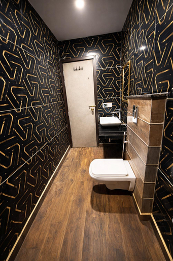 Bathroom 3, Hotel Red Stone inn Near New Delhi Railway Station, Delhi