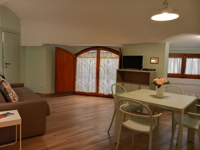 Others 4, Ramaglianti Apartment, Florence