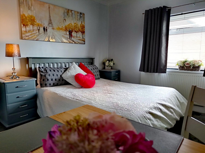 Bedroom 2, Geneva Cottage - close to Darlington train station, Darlington