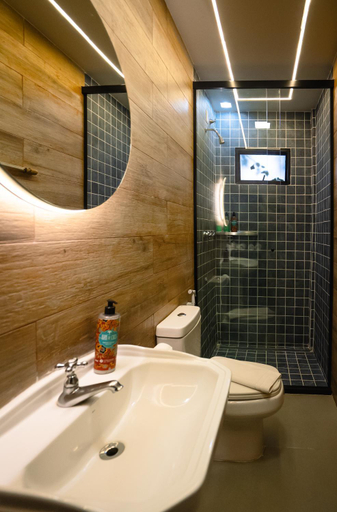 Bathroom 3, Tesouro de Noronha, Fernando de Noronha