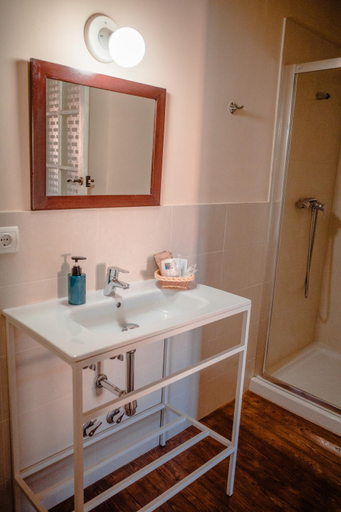 Bathroom 2, Hostal Camponaraya, León