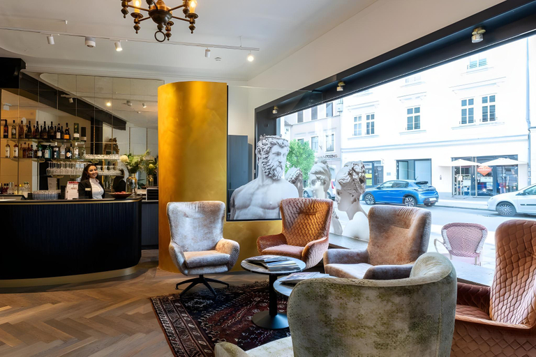 Public Area 2, Hotel Amedia Plaza Wels, Wels