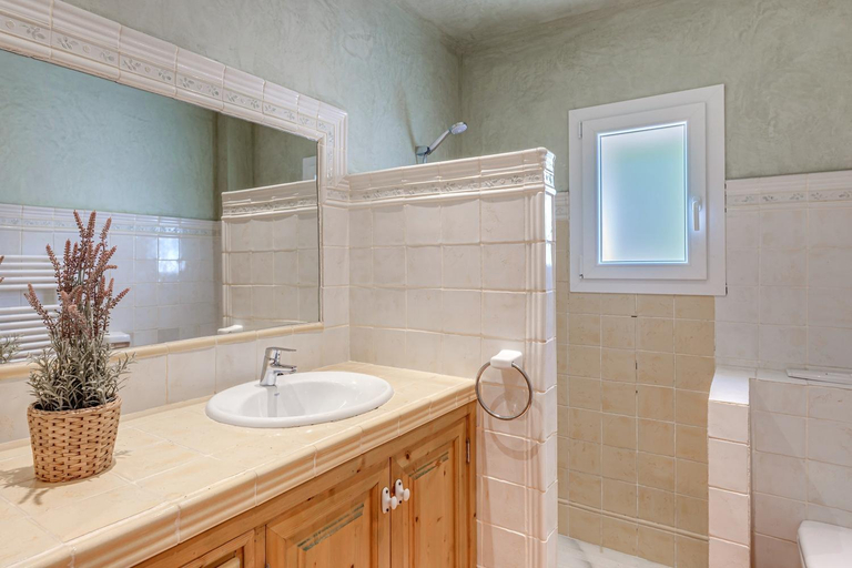 Bathroom 4, Villa Es Ratoli, Baleares