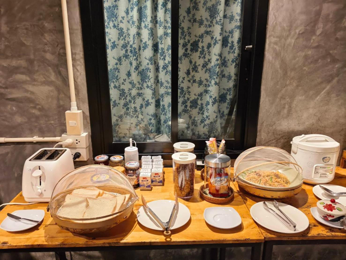 Food & Drinks 5, B-tel Chom Thong Resort Chiang Mai, Chom Thong