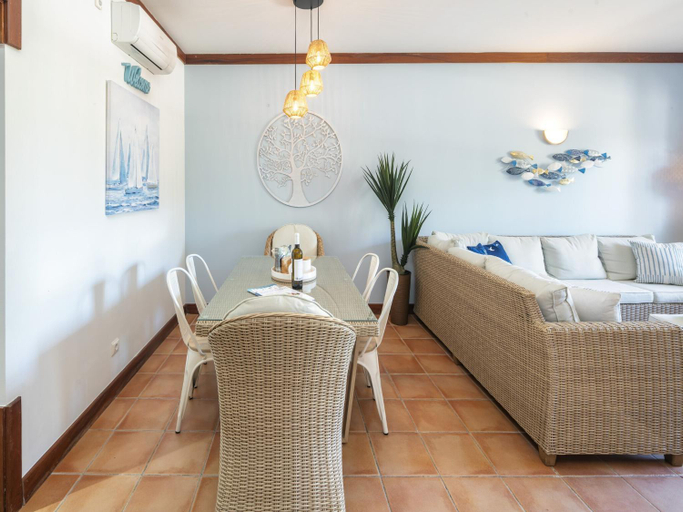 Facilities 4, Charming apartment in Benagil with pool, Lagoa