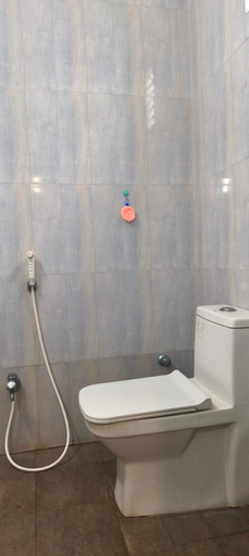 Bathroom 3, Serenity Sunrise Beach Resort, Viluppuram