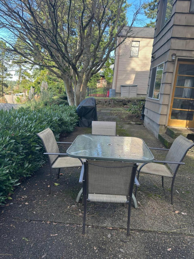 Others 3, Magnolia Cottage, Seattle